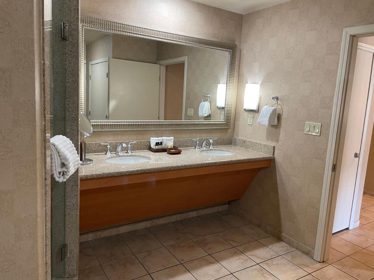 The Platinum Hotel & Spa Strip View Suite Las Vegas Exterior photo